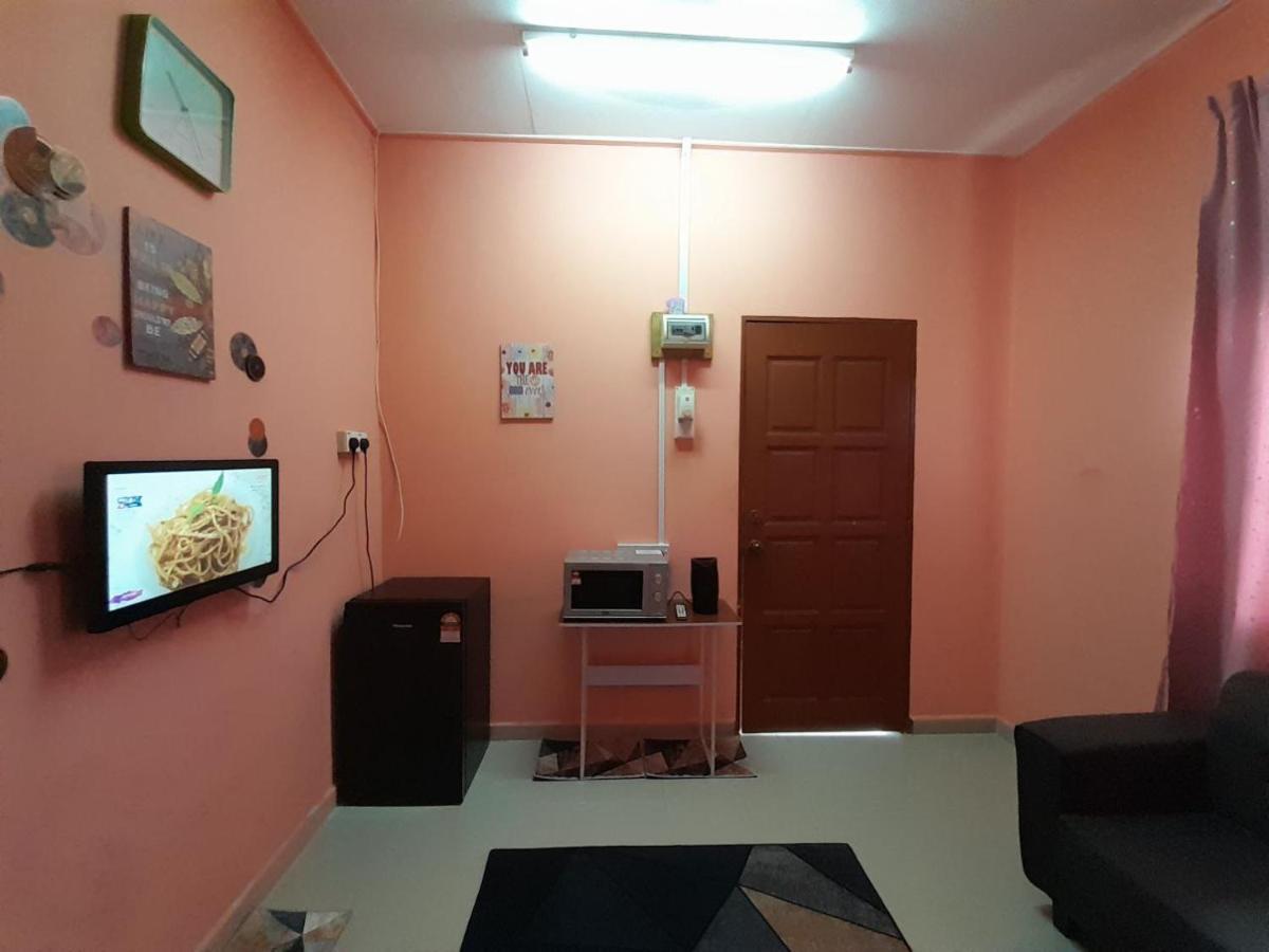 Guesthouse Mokteh Куала-Тренгану Экстерьер фото